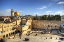 Western Wall and Dome of the Rock in the old city of Jerusalem, Israel Western Wall and Dome of the Rock in the old city of Jerusalem, Israel